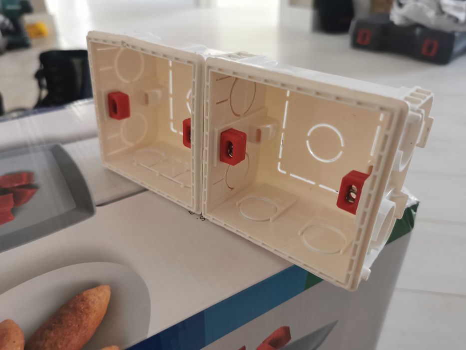 Подрозетники 86×86