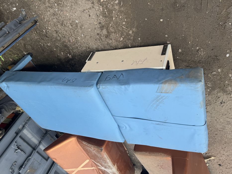 Продам диваны по 1000 тг каждая