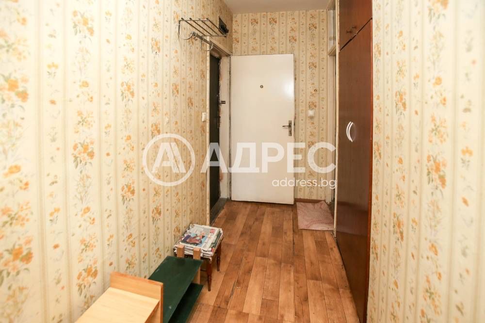Дава се под наем Едностаен апартамент в София, Люлин 7 - 35 кв.м за 346.8 € - Снимка #1