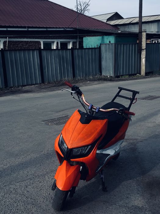 Продам м8 165 куб