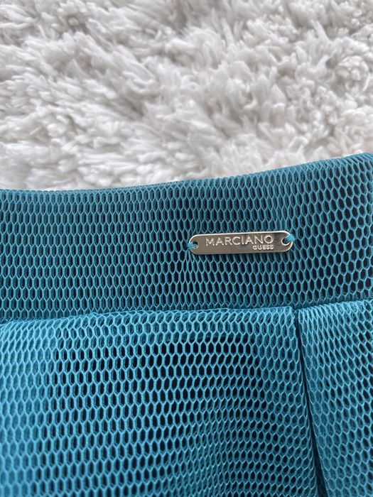 Дамска пола Guess