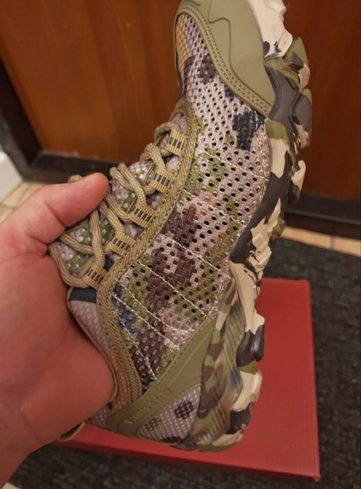 Кроссовки мультиколор