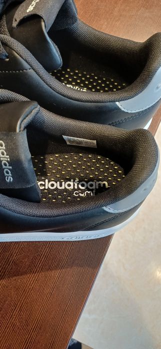 Маратонки Adidas 44 номер