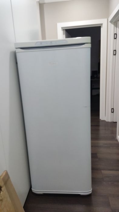 Морозильная камера Бирюса