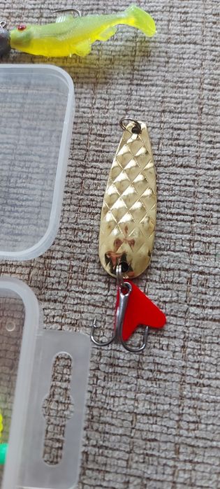 Воблери, клатушки 22 части за спининг риболов воблери блесни клатушки