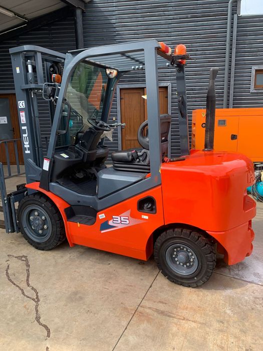 Stivuitor HELI CPCD35 diesel 3.5 tone, an 2021, ridicare 3.3 m