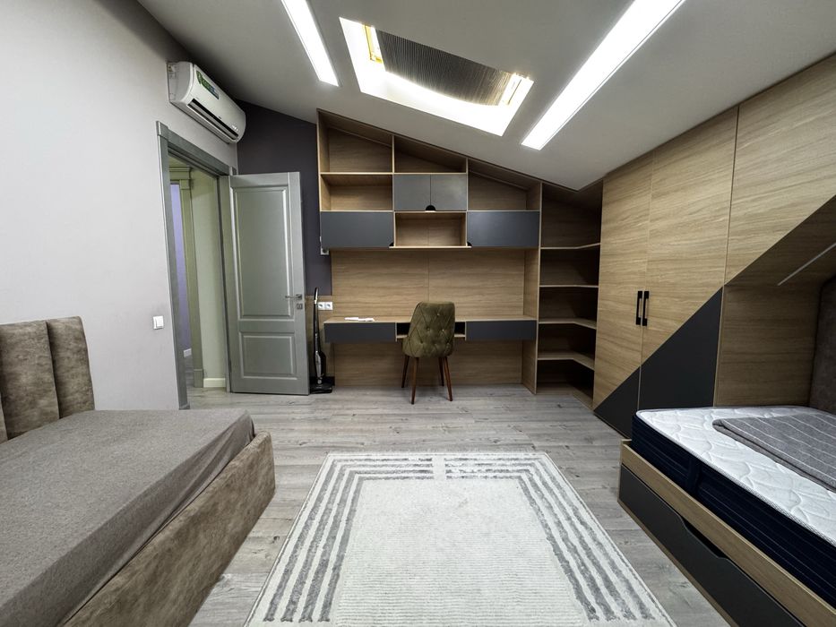 Парижен квартира дуплекс//премиум 4/8-9/9 более 185 м2