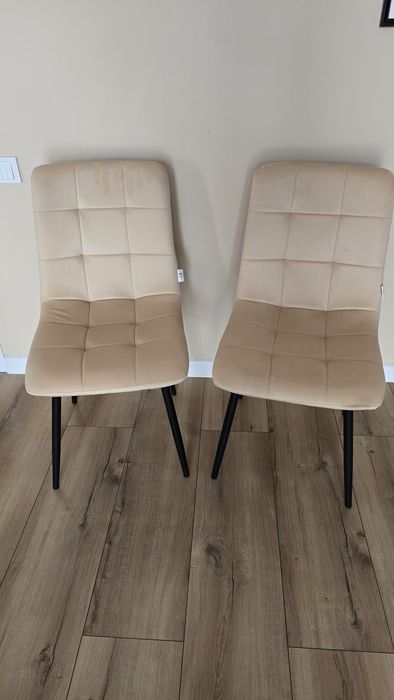 Продам два стула