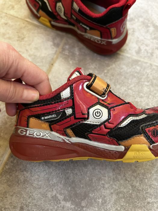 Детски маратонки Geox respira Marvel 28 размер