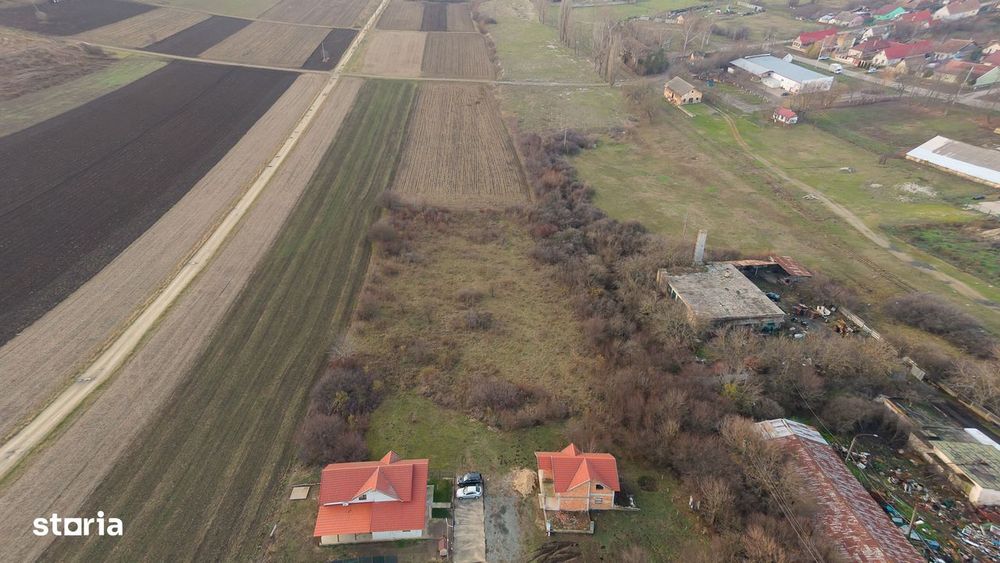 Teren de 444 mp la intrare în Chișineu Criș