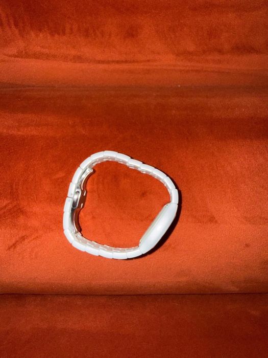 Продаю женские часы Rado