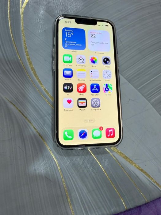 Айфон 13 128 Гб .