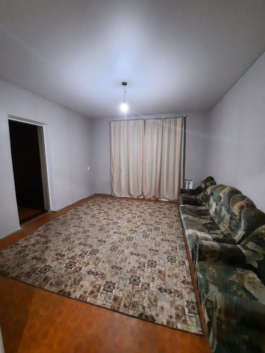 Продается 3-комнатная квартира