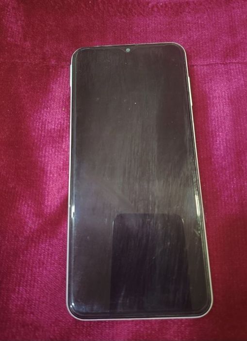 Samsung A23 telefoni