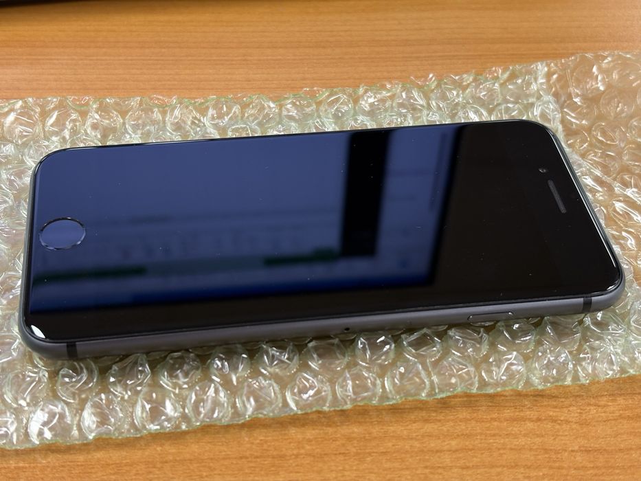 Iphone 8 64GB 100% battery _ impecabil