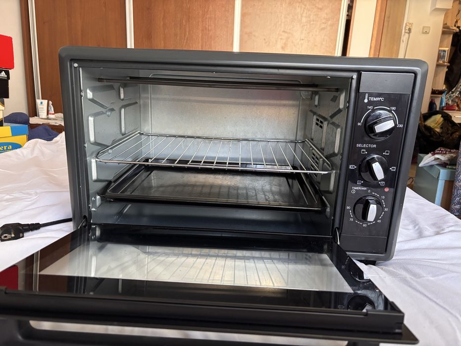 Cuptor electric Star-Light CEC-4218, 42L, convectie, grill, 1800W, stare bună