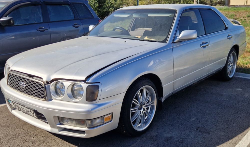 Nissan Cedric Y33 96