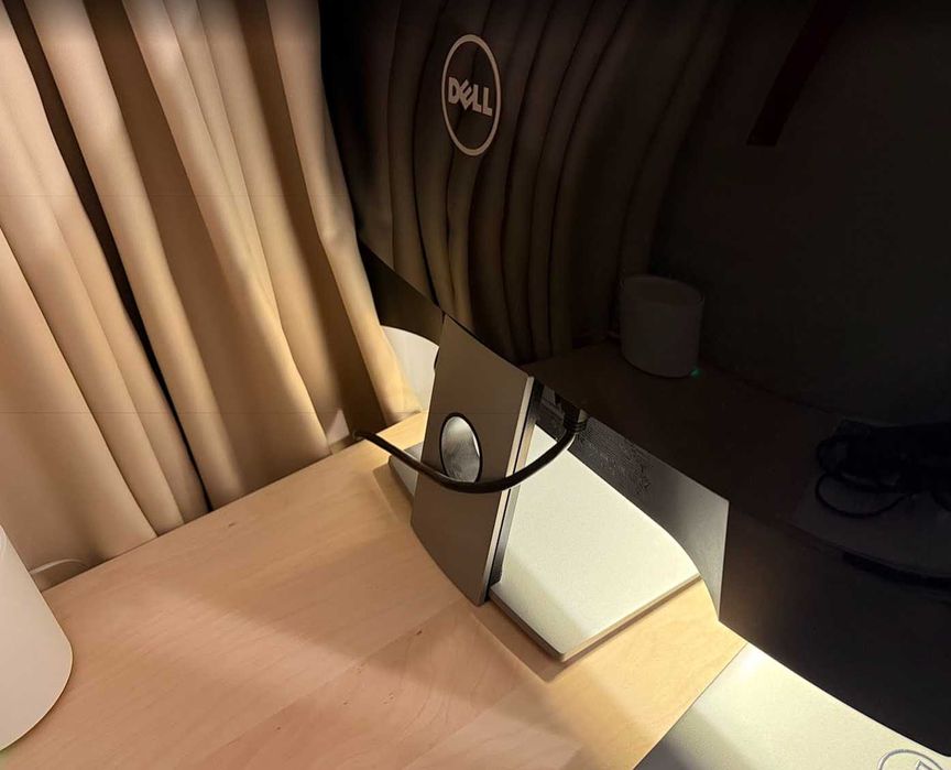 Vand Monitor LED IPS Dell 27" SE2717H