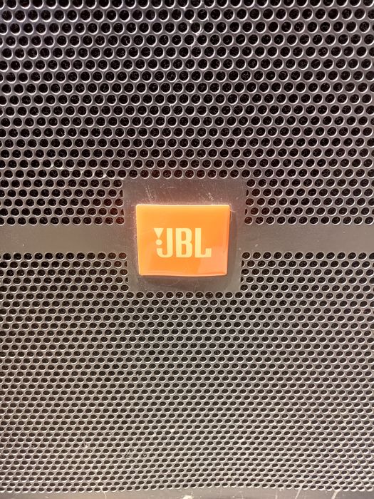 Продам колонки басс JBL