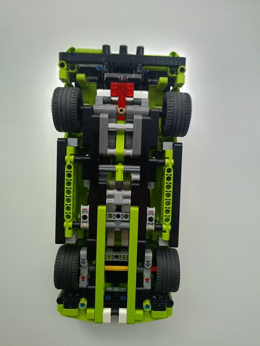 набор LEGO Technic Ford Mustang Shelby GT500
