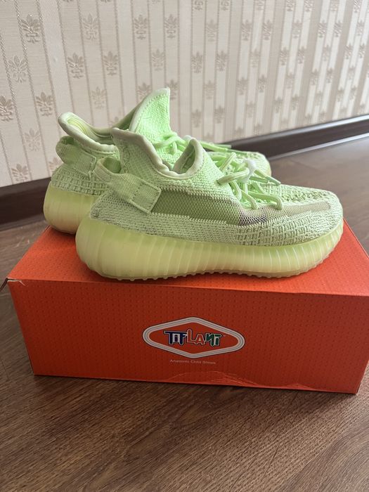 Кроссовки детские