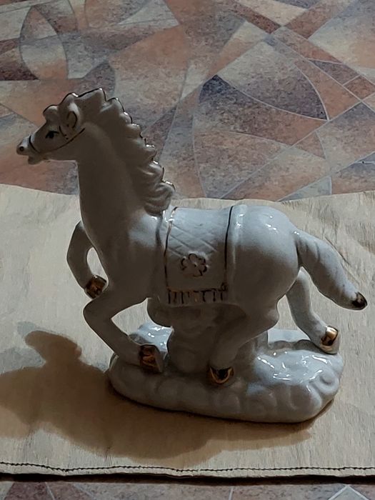 Сувенирная лошади ссср.