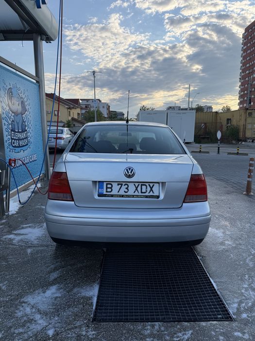 VOLKSWAGEN Bora 2004 — imagine 3