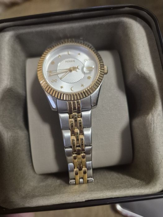 Дамски часовник Fossil