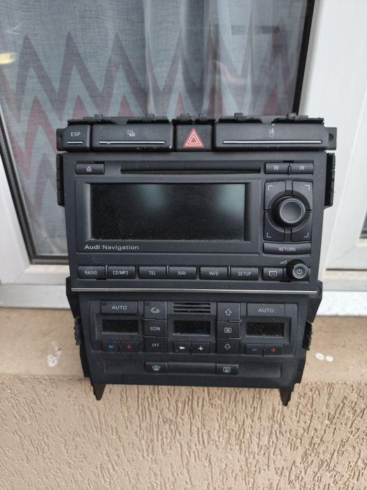 Navigație Audi A4 b7 Audi A4 B6 complectă cu cușcă 2din și climatronic