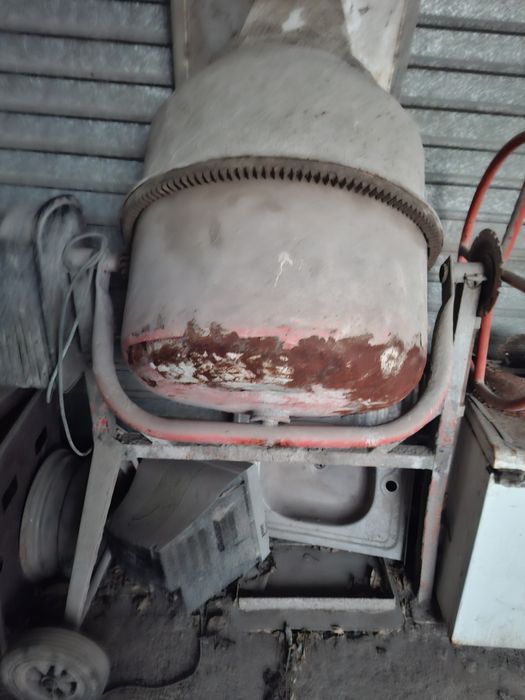 Бетонамешалка б/у