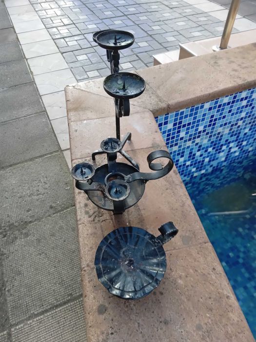 Продавам Свещници от ковано желязо