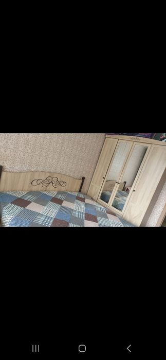 Продам спальный гарнитур