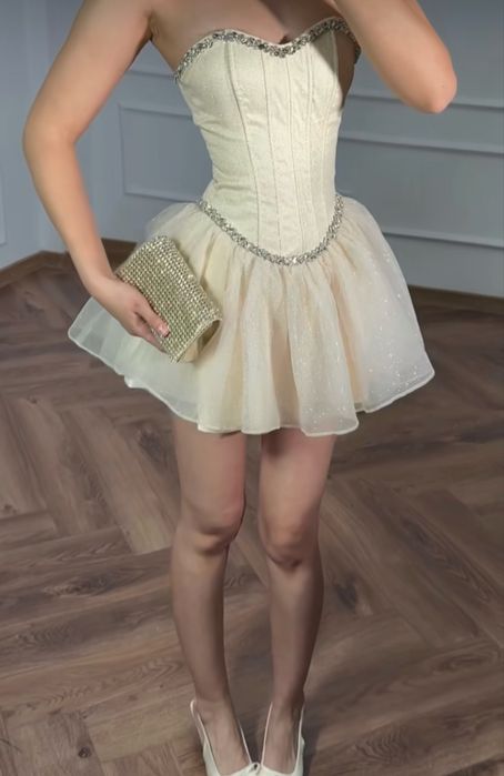 Платье новое размер s