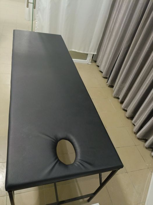 Массажний кушетка