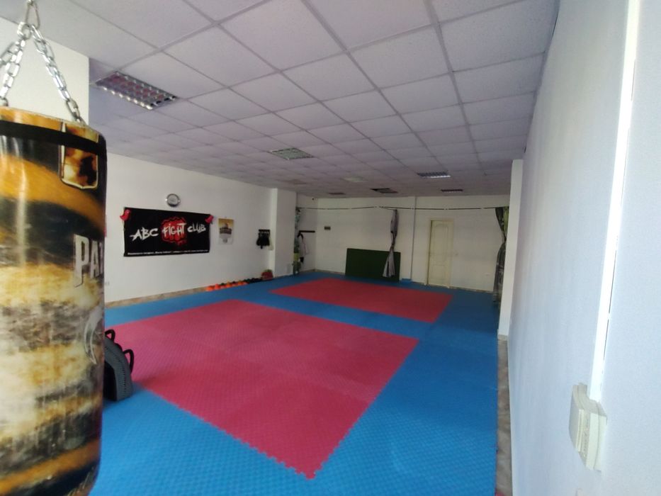 Зала под наем почасово за спорт