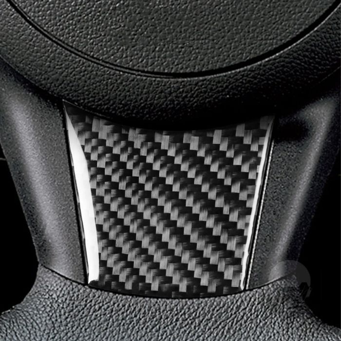 НОВ комплект карбонови панели за волан предназначени за БМВ Е60/Е63