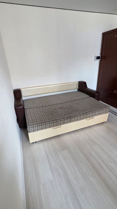 Продам б/у диван