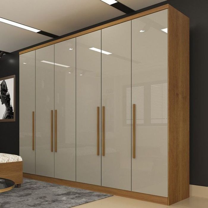 Garderobniy shkaf pod zakaz