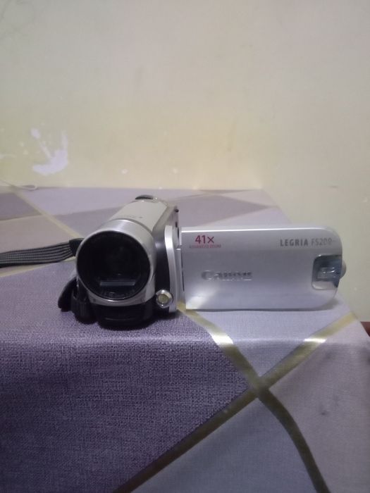 Видео камера Canon