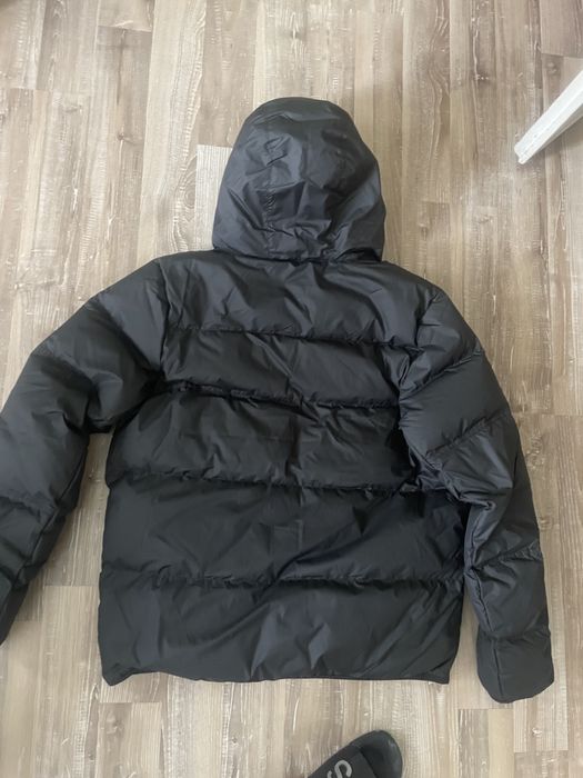 Nike мъжко яке Л размер чисто ново