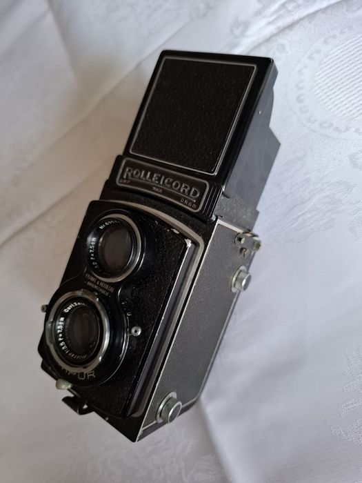 Античен фото апарат ROLLEICORD