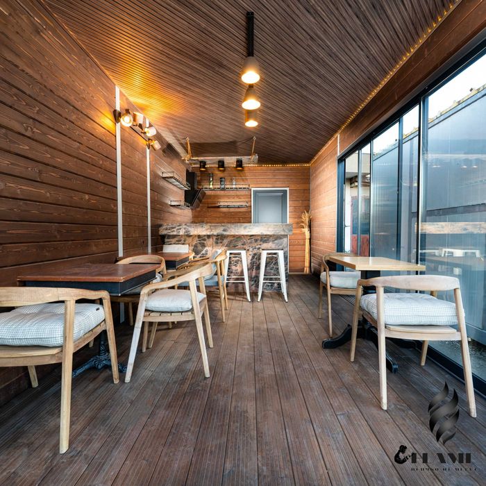 Заведение метална конструкция /Преместваемо заведение