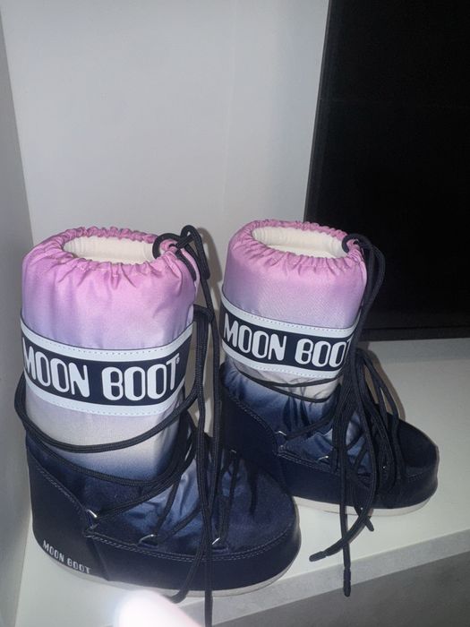 Bocanci Moon Boot