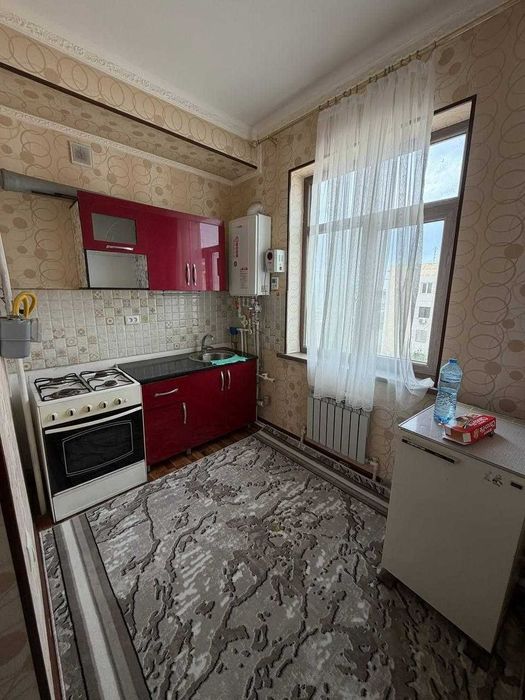 1 хоналик квартира 4 кават кирпичный дом, 6 микр, орзу