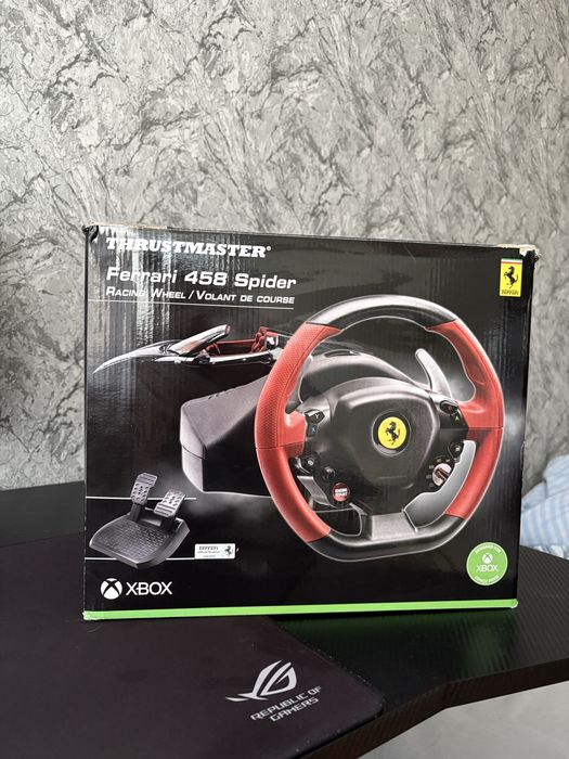 Волан Thrustmaster ferrari 488 spider