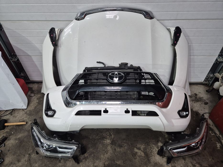 Fata completa/Bot complet Toyota Hilux Invincible 2016-2024