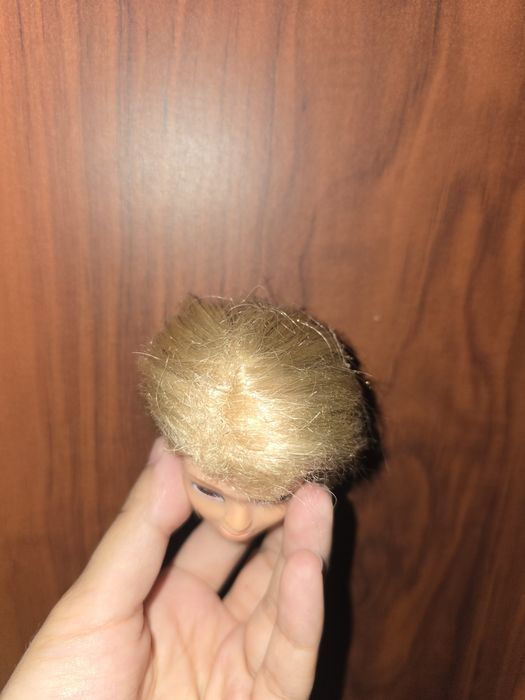 Продаётся голова куклы