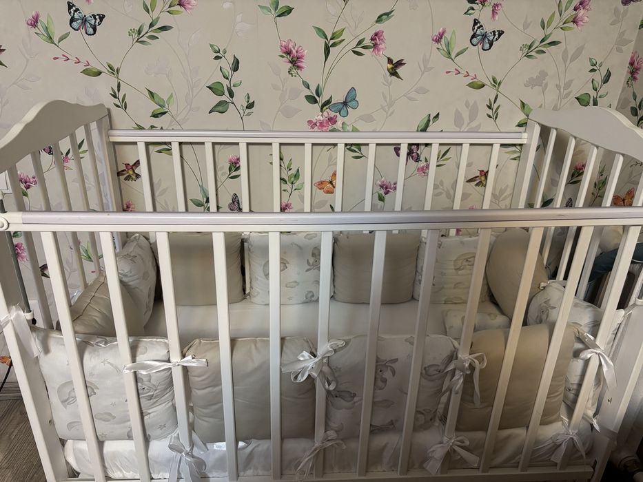 Детская кроватка