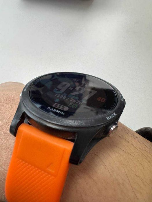Продам Garmin forerunner 935
