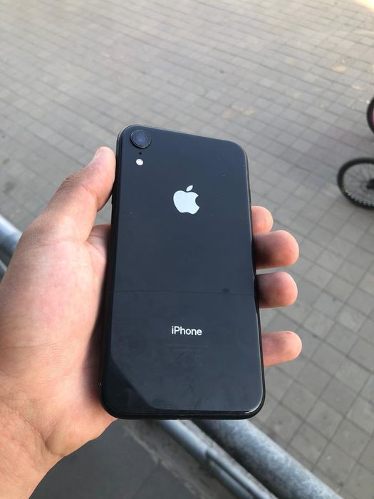 Продам/ Обменяю IPhone Xr